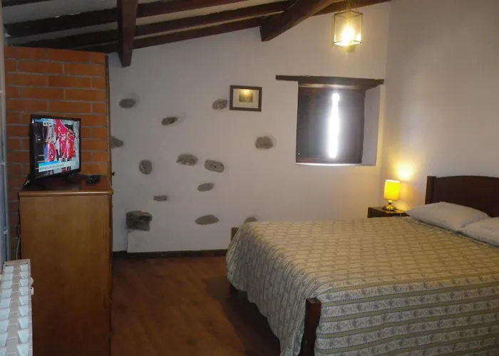 Casa Da Bica Gondesende Gospodarstwo wiejskie Bragança